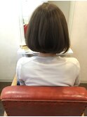 重過ぎないグレージュグラボブ