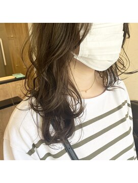 アルマヘアー(Alma hair by murasaki) ◎レイヤーたっぷりセミロングのダークアッシュ◎