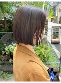 ボブ×オリーブグレージュ