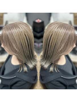 ワールドオーダー 天王寺店(WORLD ORDER) アンブレラカラーで白髪ぼかし