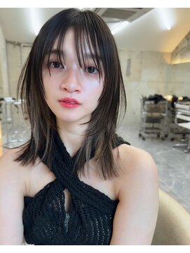 サイン 渋谷(SIGN) 韓国ヘアハッシュカットレイヤーカットグレージュブリーチ無し