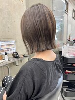 ノエ(noe) 切りっぱなしボブ×透明感カラーR42