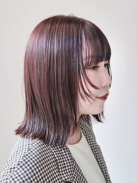 シスタ(SISTA) 切りっぱなしボブ似合わせフェイスレイヤーピンクヘアー自由が丘