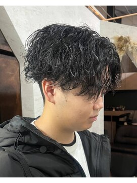 レイ(Lay.) 【スタイリスト遠藤】波巻きスパイラル