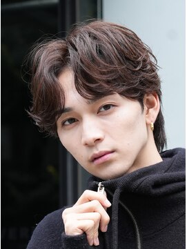 レタッチ バイ フィフス 天神大名(RETOUCH by fifth) 福岡天神メンズフェザーパーマフェザーショートスパイラルパーマ