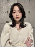 くびれヘアミディアムレイヤーカットアッシュブラウン