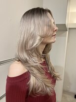 ヴィア 京都烏丸(Via)&nbsp;20代30代ハイトーンレイヤーカット髪質改善ブリーチ