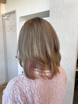 プリンプ トータルビューティ(PRIMP.total beauty) ミルクティーベージュ　ピンクベージュ　インナーカラー