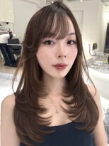 ヨロ 上野(YOLO)&nbsp;ハイライトカラーミルクティーベージュケアブリーチダブルカラー