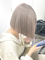 ミラ 新宿(MILA)&nbsp;ブリーチダブルカラー/前髪ありハイトーンボブ/イメチェン/新