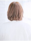 透け感バングの外はねバルーンボブ