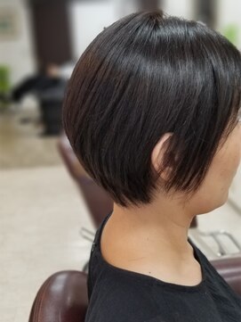 ヘアデザインロアール 元町店(Hair Design LOIRE) 丸みヘア×ショートボブ