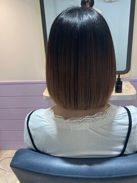 ネオリーブエクラ 上野御徒町店(Neolive eclat) ボブ シルクストレート 縮毛矯正