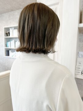 キャアリー(Caary) 福山市美容室Caary人気 マットグレージュ春カラーぱつんとボブ