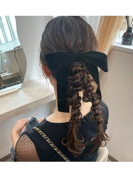 ミラ(Mila) ポニーツインアレンジ♪ベロアリボン♪