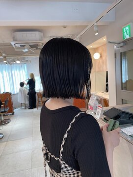 キャンバス バイ ネオリーブ 横浜西口(Canvas by neo.) 切りっぱなしボブ 外ハネボブ ラインボブ sn