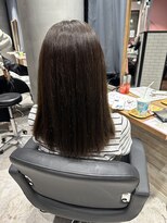 リーオオサカ(Lee Osaka) オリーブグレージュカラー