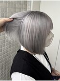 シルバーカラー/ケアブリーチ/ブリーチ/切りっぱなしボブ