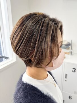 スイ(suiw) ハイライトリタッチ ショートボブ【suiw】昭和町/天王寺/阿倍野