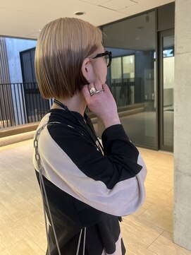 ペッシェ(pesce) pesce ブリーチ/インナーカラー/ダブルカラー/縮毛矯正/パーマ