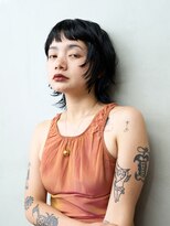 トオ(TOH)&nbsp;レイヤーウルフボブ顔まわりレイヤーポイントパーマ癖毛カット