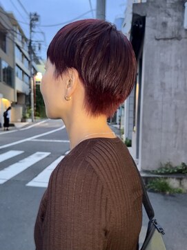 アンダーカレント(undercurrent) ブリーチレッドカラーボルドーカラーショートスタイル