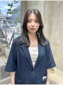 大人のオリーブカラー