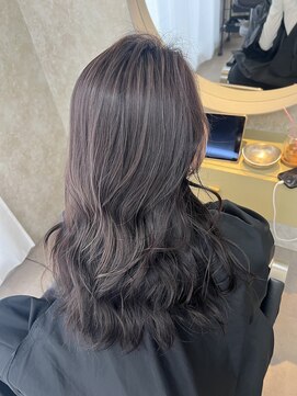 コア(Koa) 【RINA】さりげないハイライトでこなれ感up