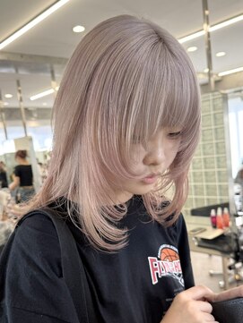 サンクプロジェクト(cinq PROJECT) ハイトーン切りっぱなしショートボブホワイトブロンドベージュ