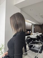 レアル 心斎橋 大阪(REAL)&nbsp;ミルクティーベージュ/ブリーチ/ダブルカラー/ベージュ/心斎橋