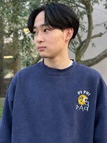 グラムアッシュ(GLAM ASH) センターパート カルマヘア 韓国風 刈り上げ ビジネスヘア 20代