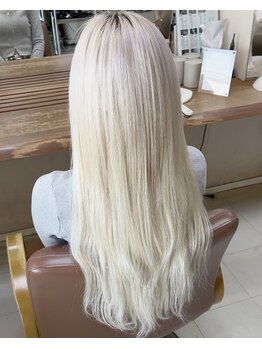 マーズアンドダナヘアー(Mar's&Danna hair)の写真/エクステが得意なサロンで憧れのロングへ！シールエクステで自然な仕上がり♪