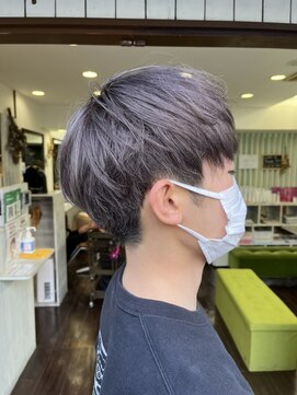グルック ヘアーリラクゼーション 九条店(Gluck Hair Relaxation) マッシュ×ダークシルバー