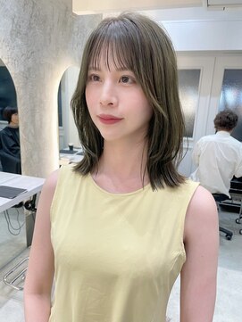 ロンドネートゥル 新潟(Lond naitre) オリーブグレージュのレイヤーミディアム　（新潟/万代）