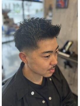 バーバー ショップ ネオ(BARBER SHOP NEO) フェザーアップ　スキンフェード　メンズショート