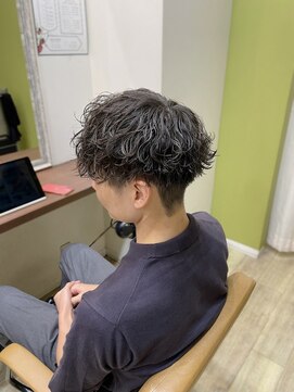 ヤコブ ヘアー(Jacob hair) メンズカット/波巻きスパイラルパーマ