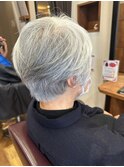 50代60代白髪活かしカラーボリュームアップベリーショートカット