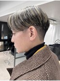 メンズカットツーブロックショート.白髪ぼかしハイライトカラー