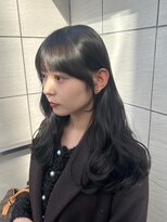 セラ(Cela)&nbsp;耳にかけても可愛い顔周り♪