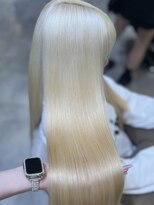 ラメール(MAISON LA MER)&nbsp;【伊東愛理】ホワイトブロンド /ブロンドヘア/ケアブリーチ