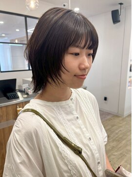 ヌビラ(Nubira) 顔周りレイヤーカット/ショートウルフ/西千葉