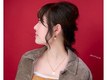 アンアタッシュ(UNE ATTACHE)