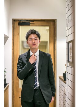 クローバー(CLOVER)の写真/【心斎橋駅3分】忙しい「大人男性」に人気◎仕事もプライベートもキマる、再現性の高いスタイルをご提案★