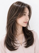サーカス バイ ビュートリアム 青山(CIRCUS by BEAUTRIUM)&nbsp;ハイライト レイヤーカット ロングレイヤー 顔周りカット 表参道