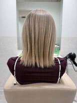 サロウィン 那覇店(SALOWIN) ベージュブロンド×切りっぱなしボブ