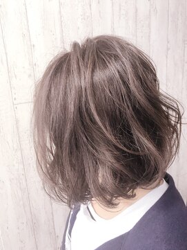 コピーヌ 高田馬場店(Copine) 大人かわいいレイヤーボブ☆イルミナアッシュグレージュ♪