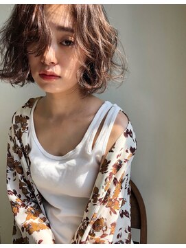 ヨロヘアー(YOLO hair) ボブ切りっぱなしボブイルミナカラーシアベージュ