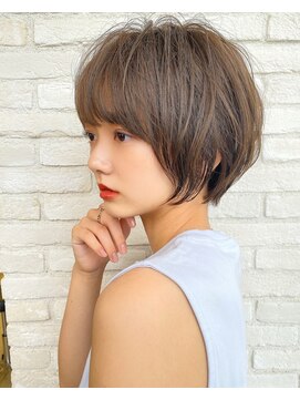 ロンド 表参道店(Lond) 【津賀雅也】丸くて可愛い大人ショートヘアー