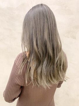 スー 渋谷(suu) ＊【SUN】透明感◎ブリーチありダークグレージュ（モエ）