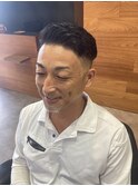 ツーブロックバーバースタイル